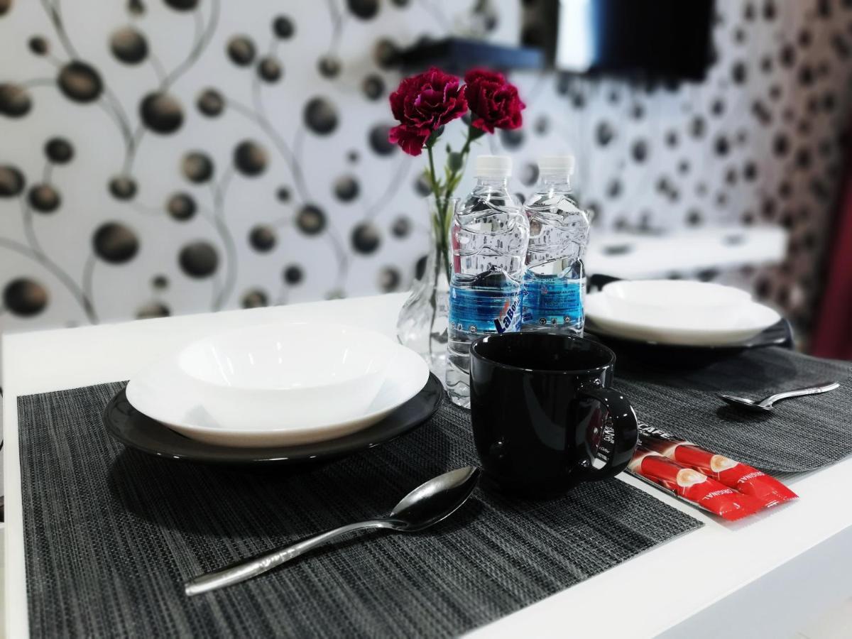 Peanut Butter Homestay - Trefoil Setia Alam Shah Alam Exterior photo